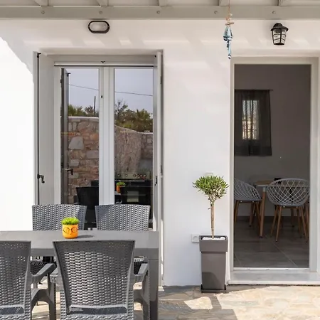 Holiday home Parikia's Sunlight 2bedroom House Krotiri