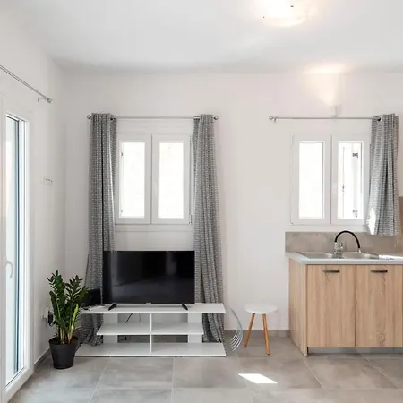 Parikia's Sunlight 2bedroom House Holiday home *