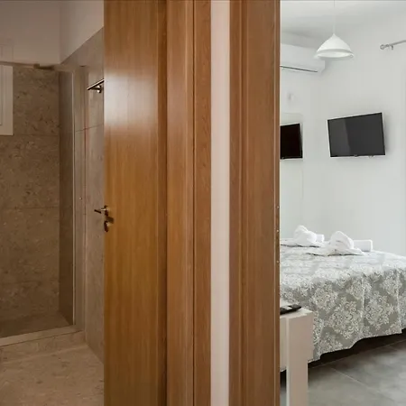 Parikia's Sunlight 2bedroom House Holiday home *